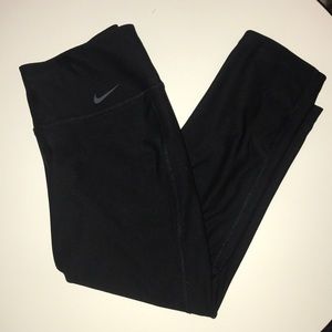 Nike Capri dry fit leggings
